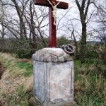 Út menti feszület, Béla [Belá]