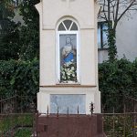 Szoborfülkés képoszlop – Keresztelő Szent János, Óvár (Olováry)