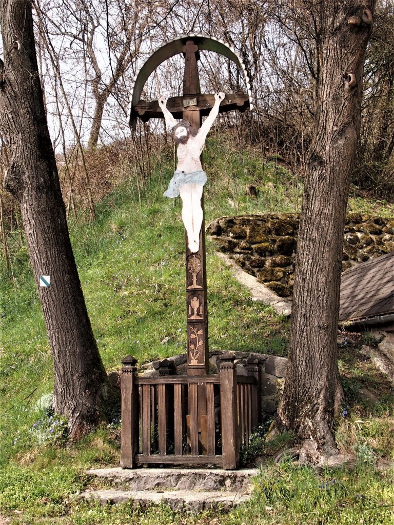Út menti feszület, Hrussó (Liszka József felv., 2023)