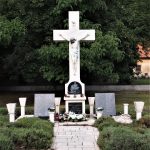 Út menti feszület, Tallós [Tomašíkovo]