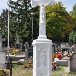 Temetői feszület, Lúcs [Lúč na Ostrove]