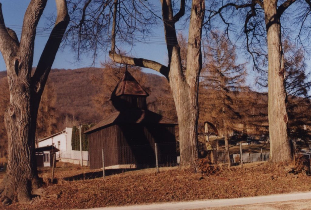 Harangláb, Rudna (Foto: L. Juhász Ilona, 1999)