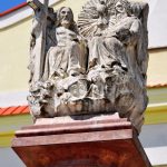 Szobor – Szentháromság, Pered [Tešedíkovo]