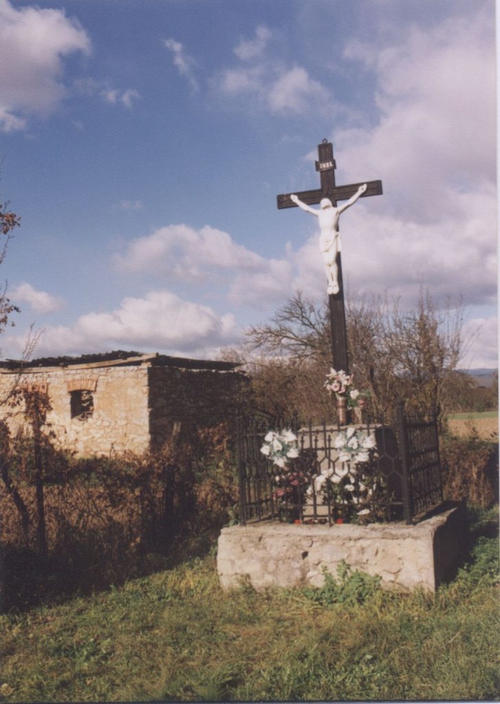 Út menti feszület, Lice (L. Juhász Ilona felv., 2001)