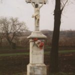 Feszület – Kőhídgyarmat [Kamenný Most]