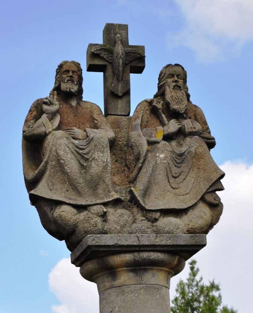 Szentháromság-szobor, Gány, 1922 (Foto: L. Juhász Ilona, 2010)
