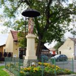 Szobor – Szent Anna a gyermek Máriával – Fülek [Fiľakovo]